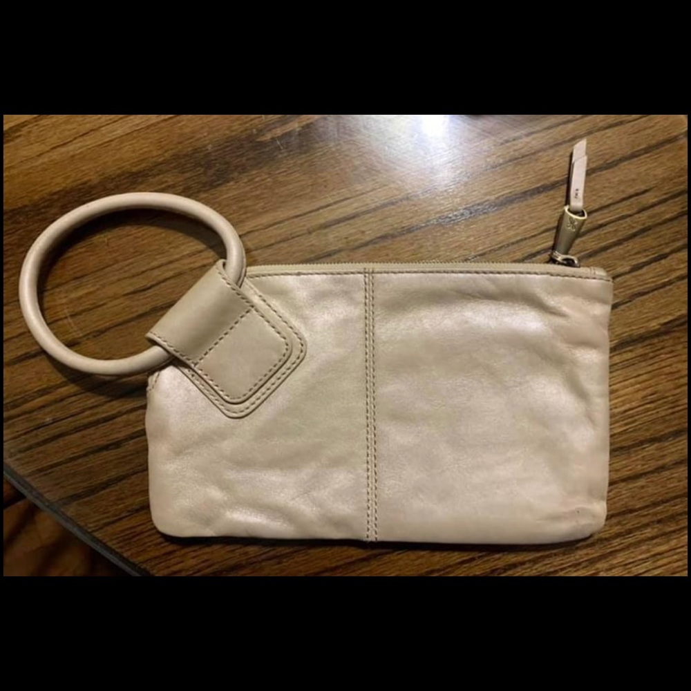 Hobo wristlet. Sandstone color. Never used